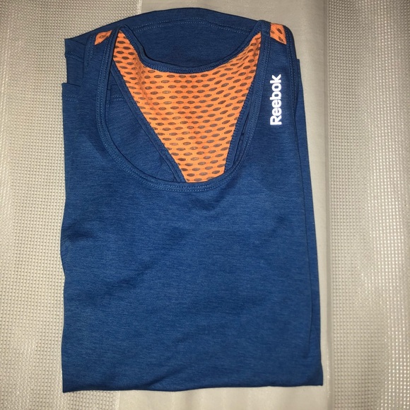 Reebok sports top - Picture 3 of 3